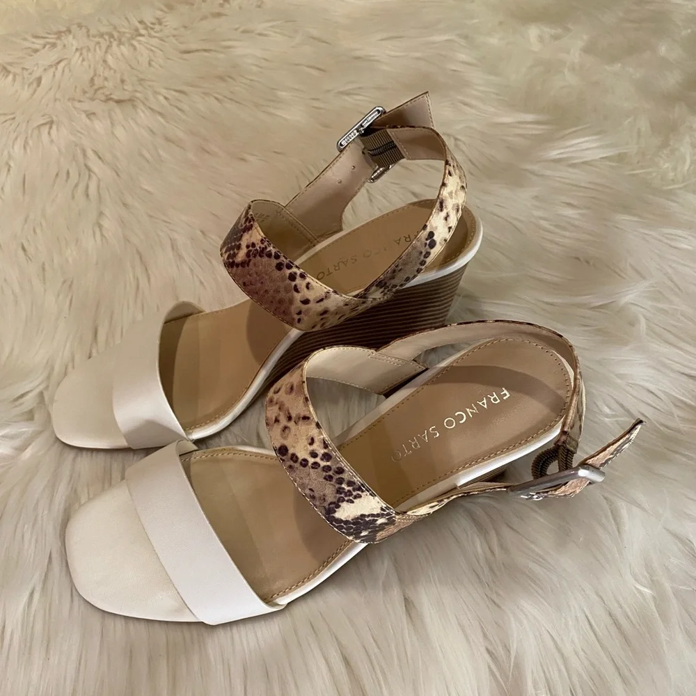 Franco Sarto snakeskin & white wedges size 9